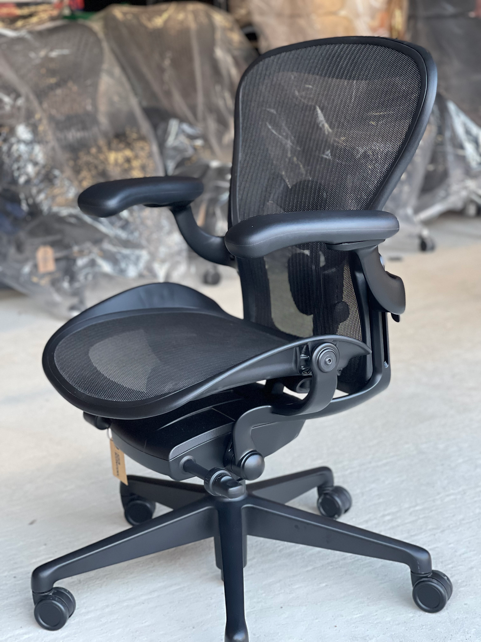 Thumbnail: Herman Miller Aeron Remastered Size B Onyx