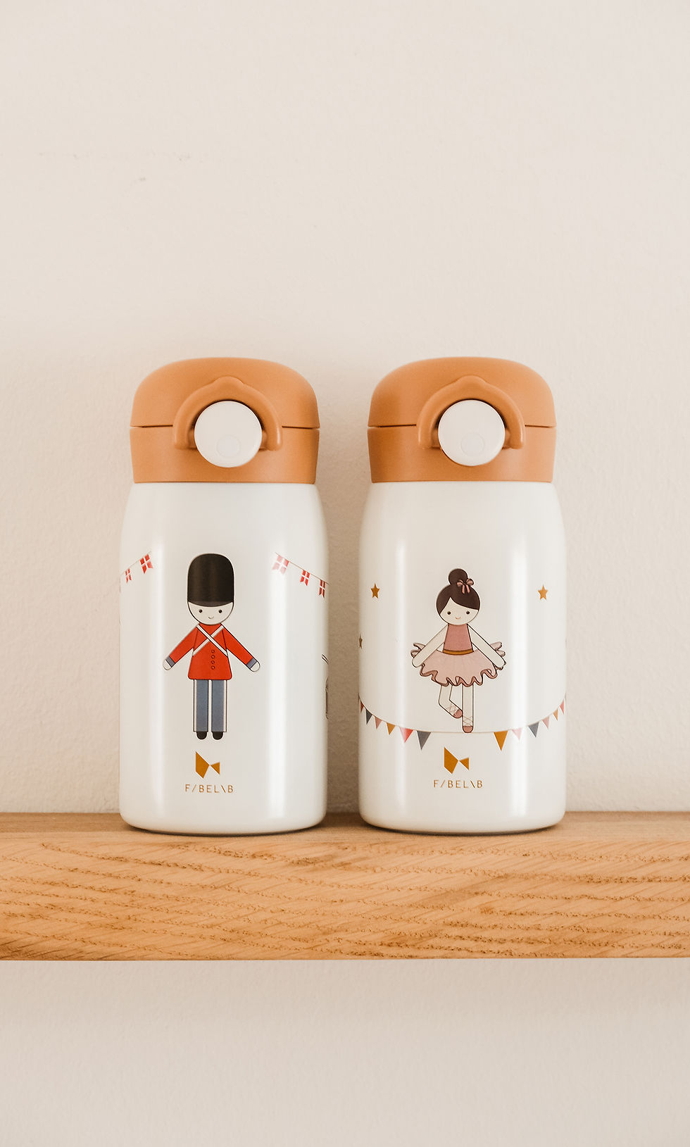 Thumbnail: Water Bottle Small - Garde, Fabelab