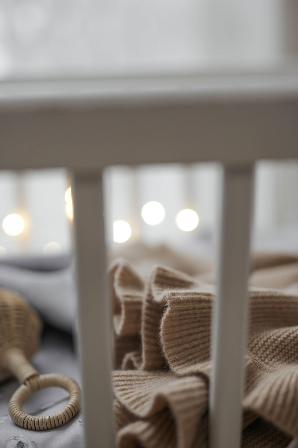الصورة المصغرة: Organic Frill Cashmere Baby Blanket - Mocha, Ooh Noo