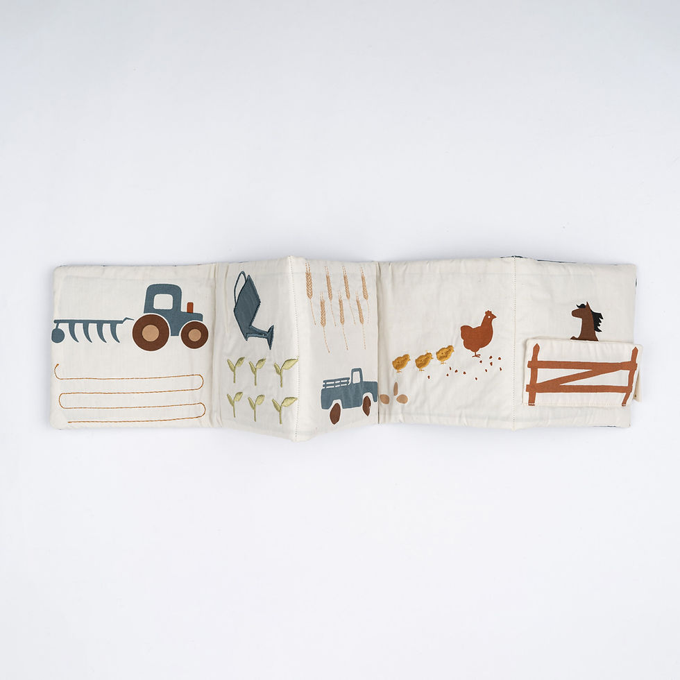 الصورة المصغرة: Organic Cotton Soft Baby Book - My Little Farm, Fabelab