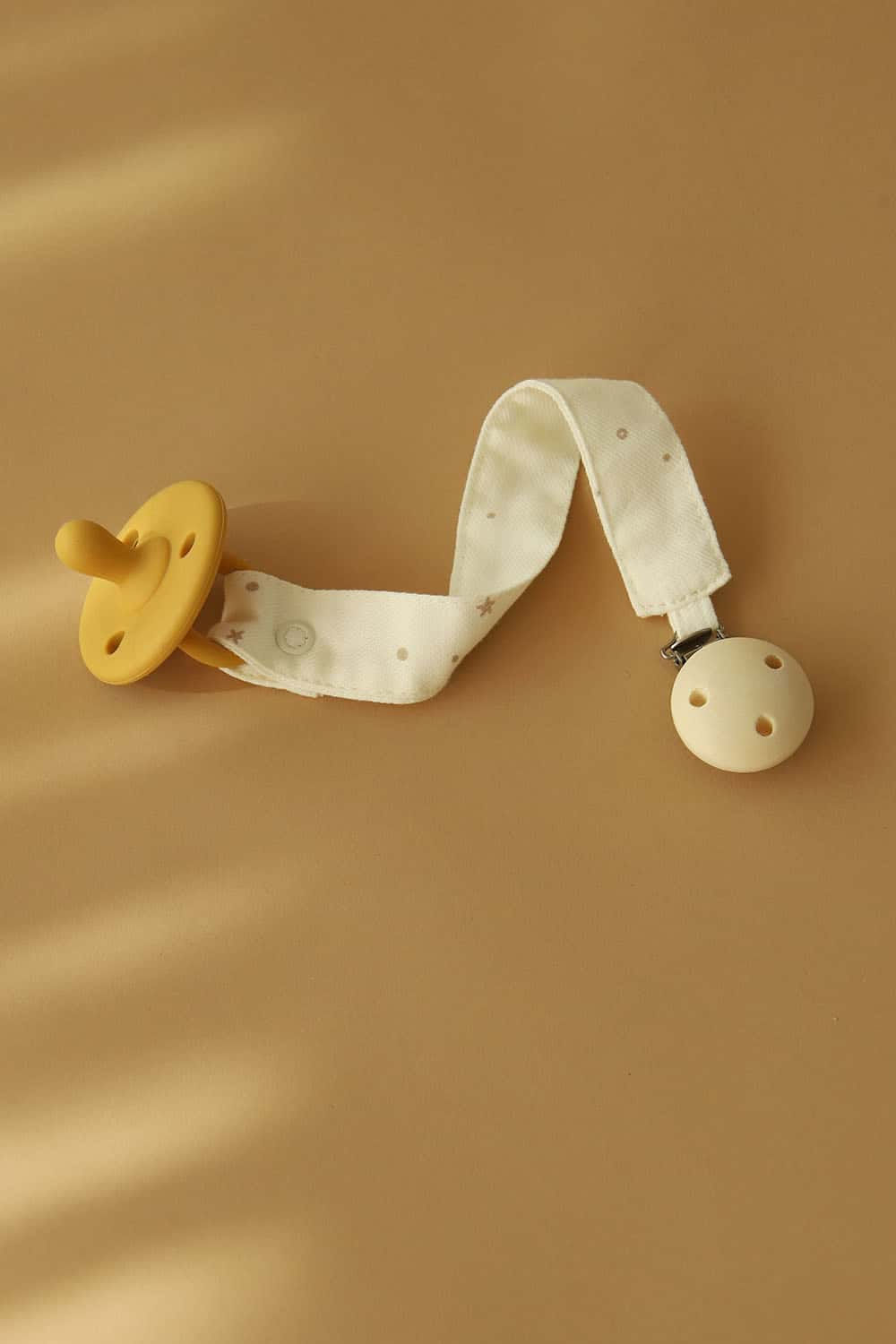 Organic Fabric Pacifier Holder - Soft Sky, Gloop