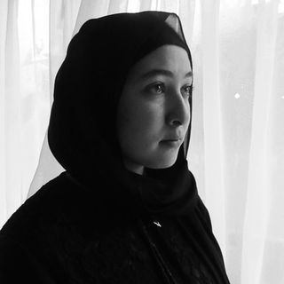 BLACK AND WHITE SHIRIN NESHAT 2