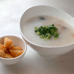 皮蛋瘦肉粥 Century Egg & Pork Porridge