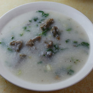 青菜咸骨粥 /锅 Salted Pork Bone Porridge