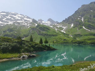 Rowing and picnicking at Trubsee