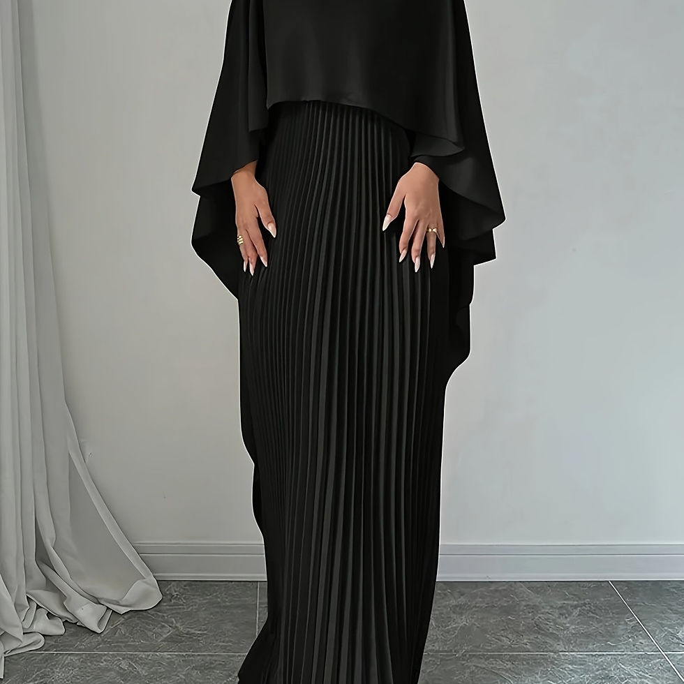 Thumbnail: Robe plissée élégante de couleur unie avec un design faux deux-pièces, dotée d'u