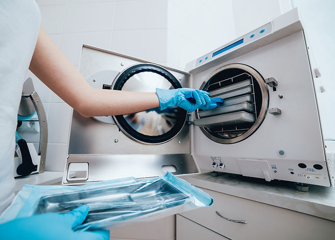 Sterilizing medical instruments in autoc