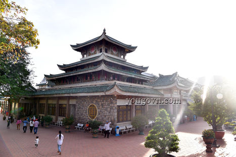 Miếu Bà chúa xứ núi Sam