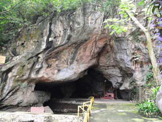 Động Nhị Thanh
