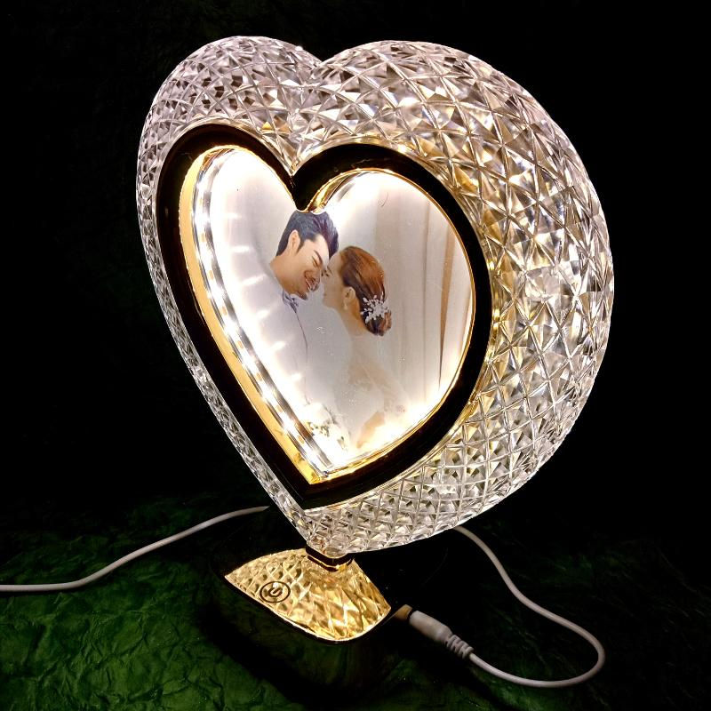 Thumbnail: LED Crystal Heart Photo Frame
