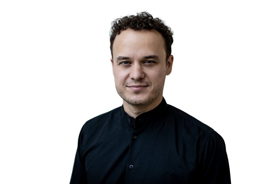 Christophe (31)_clipped_rev_1.png