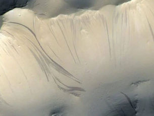 NASA's Mars Streak Conundrum: AI Cracks the Code in 2025 Breakthrough