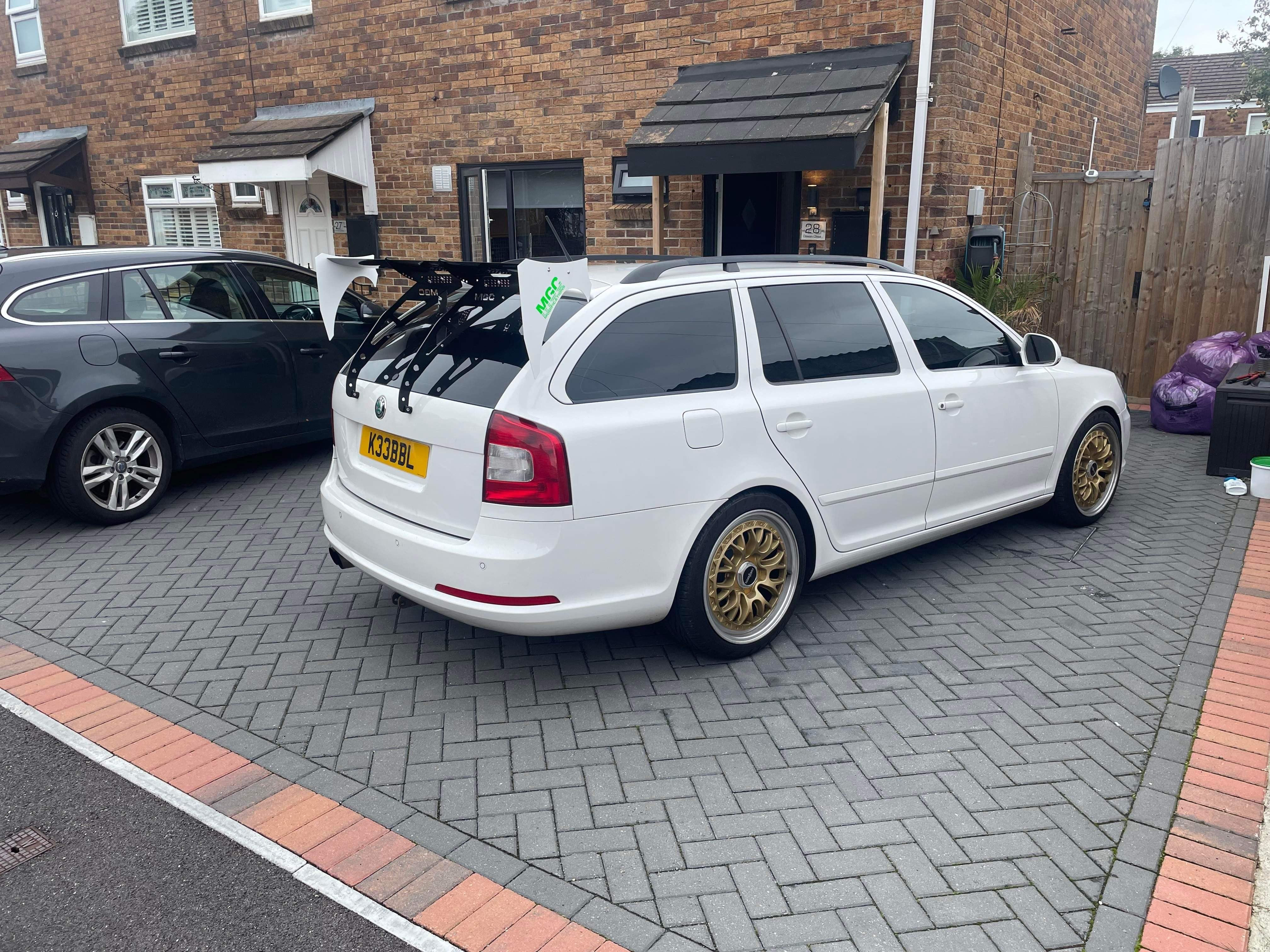 Skoda Octavia MK2 Spoiler Kit