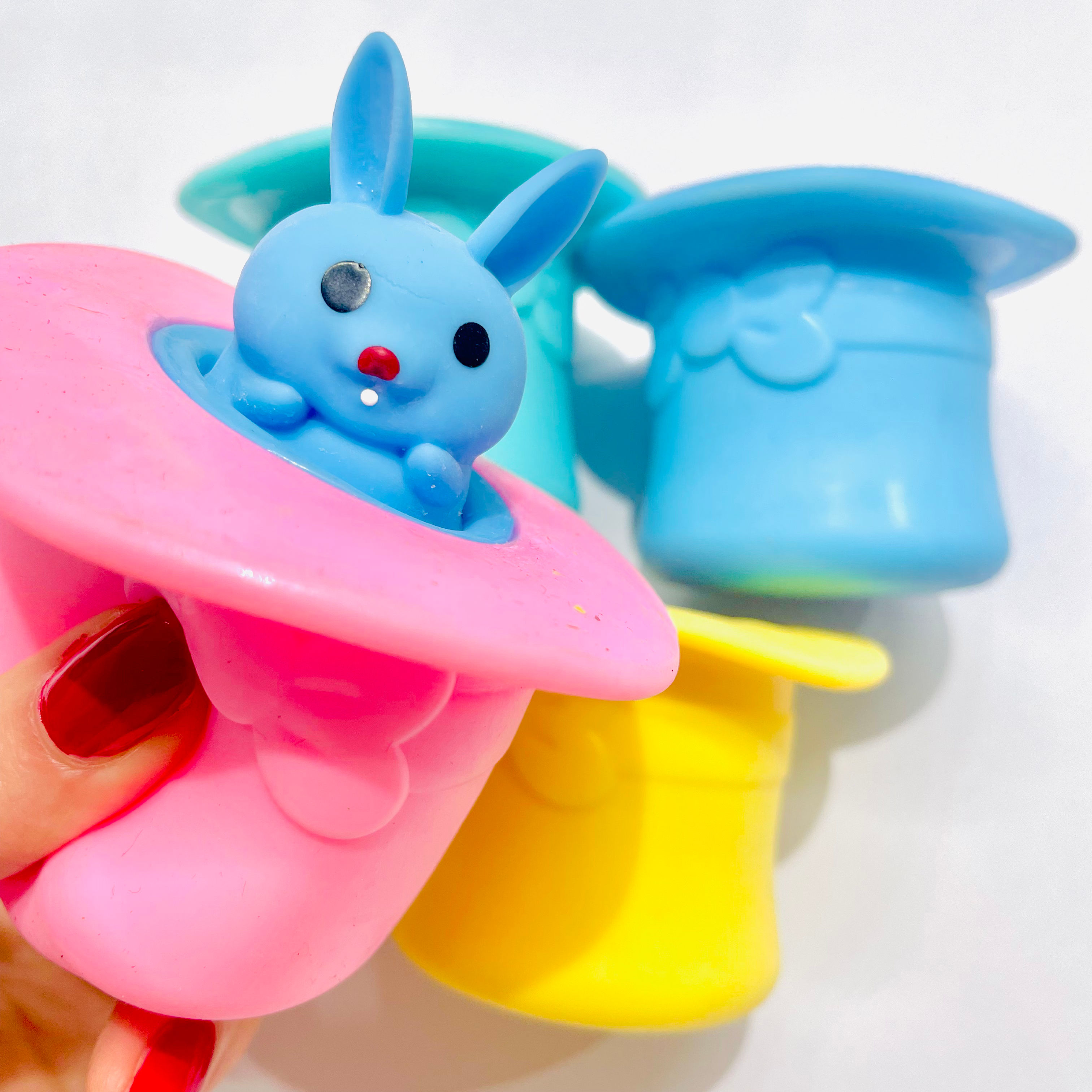 Squishy Sombrero de Mago con Conejo