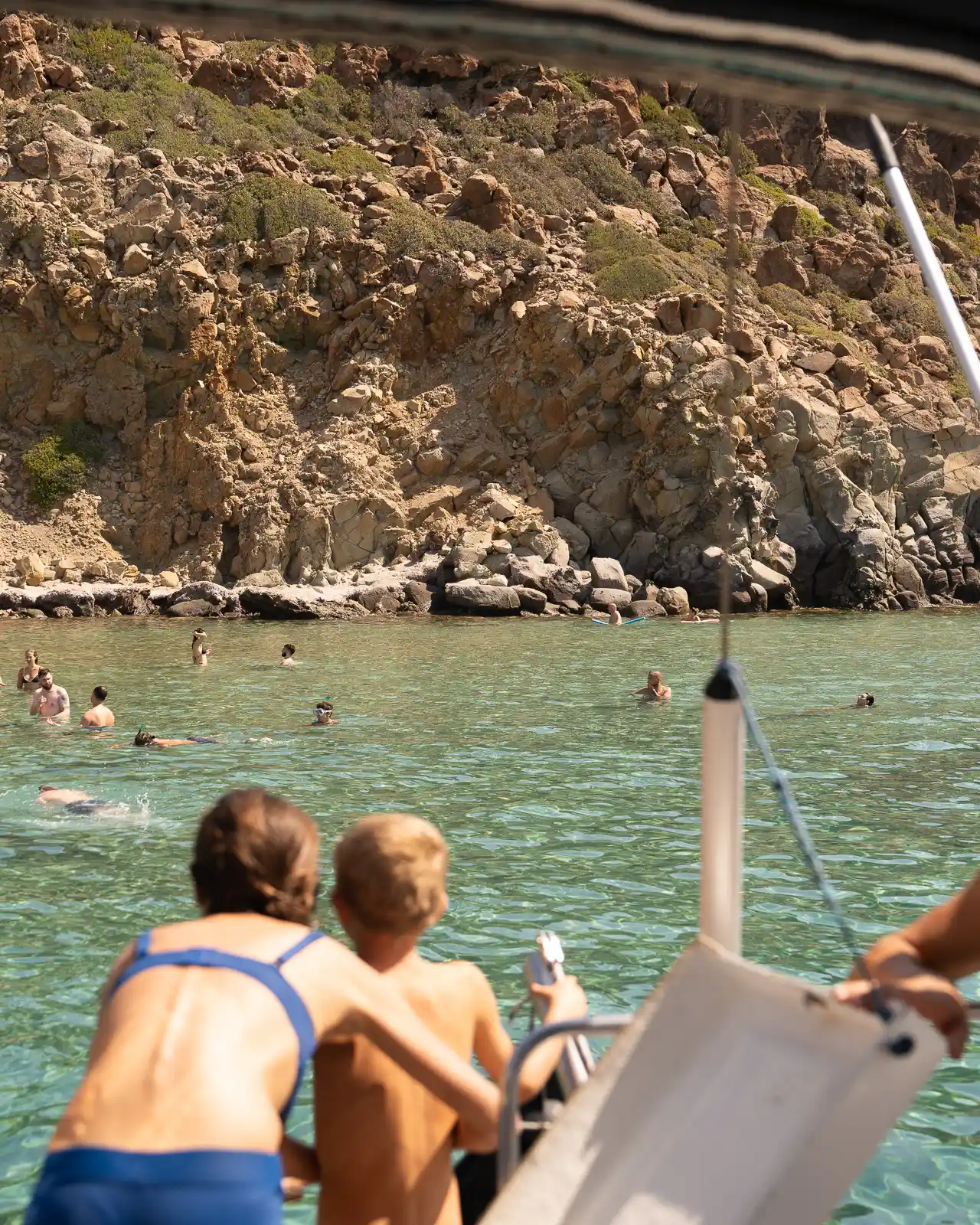 yacht tour of the Kalogries - Milos Island, Greece