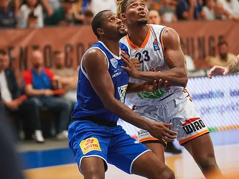 mbc-syntainics-mens-professional-basketball-germany-tyren-johnson.webp