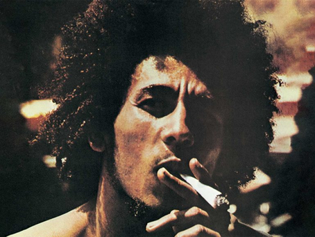 El incendiario ascenso global de Bob Marley con "Catch a fire"