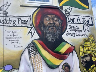 Inglaterra rinde homenaje a Ras Bandele con un mural del histórico líder rastafari