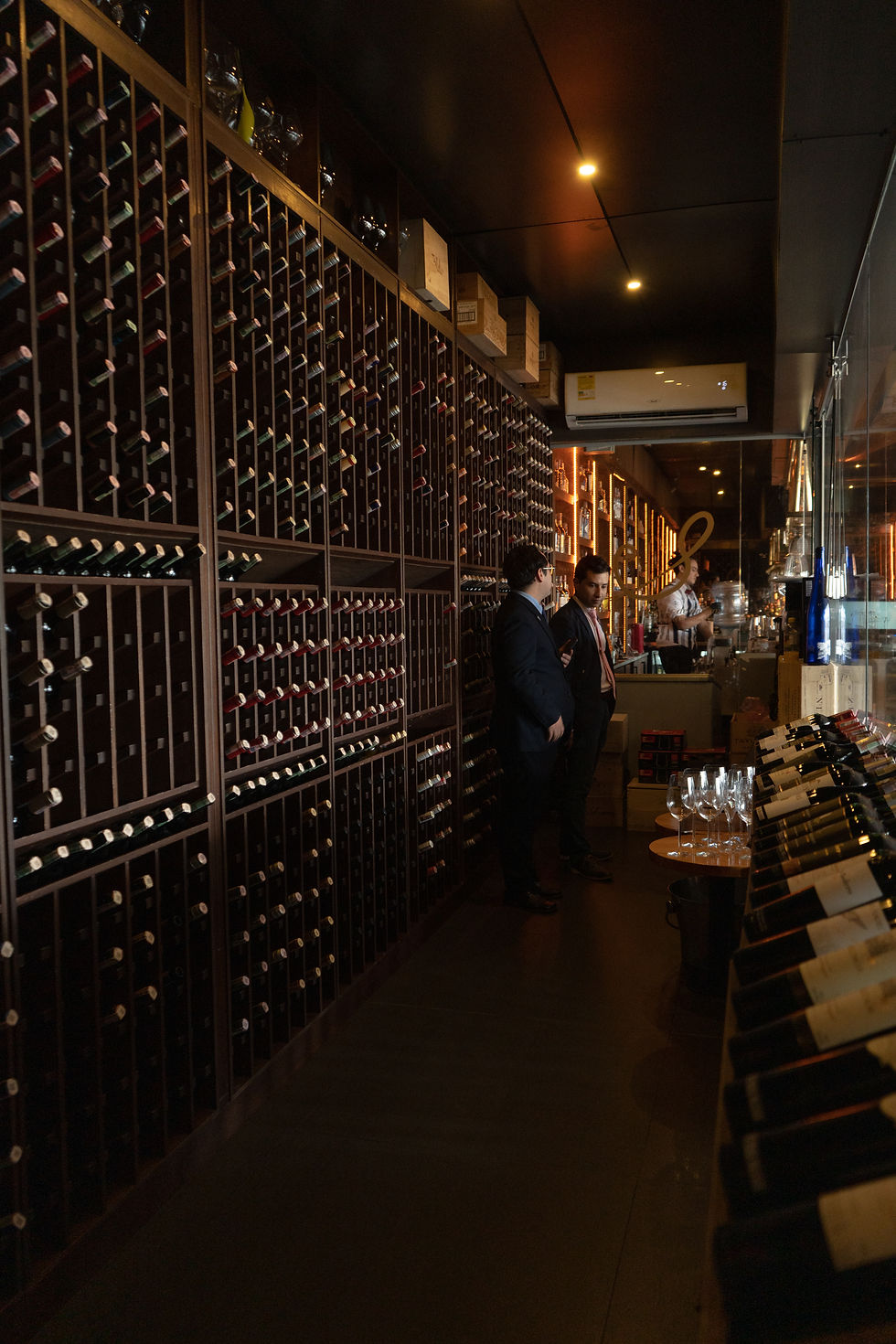 cava de vinos de Descortés