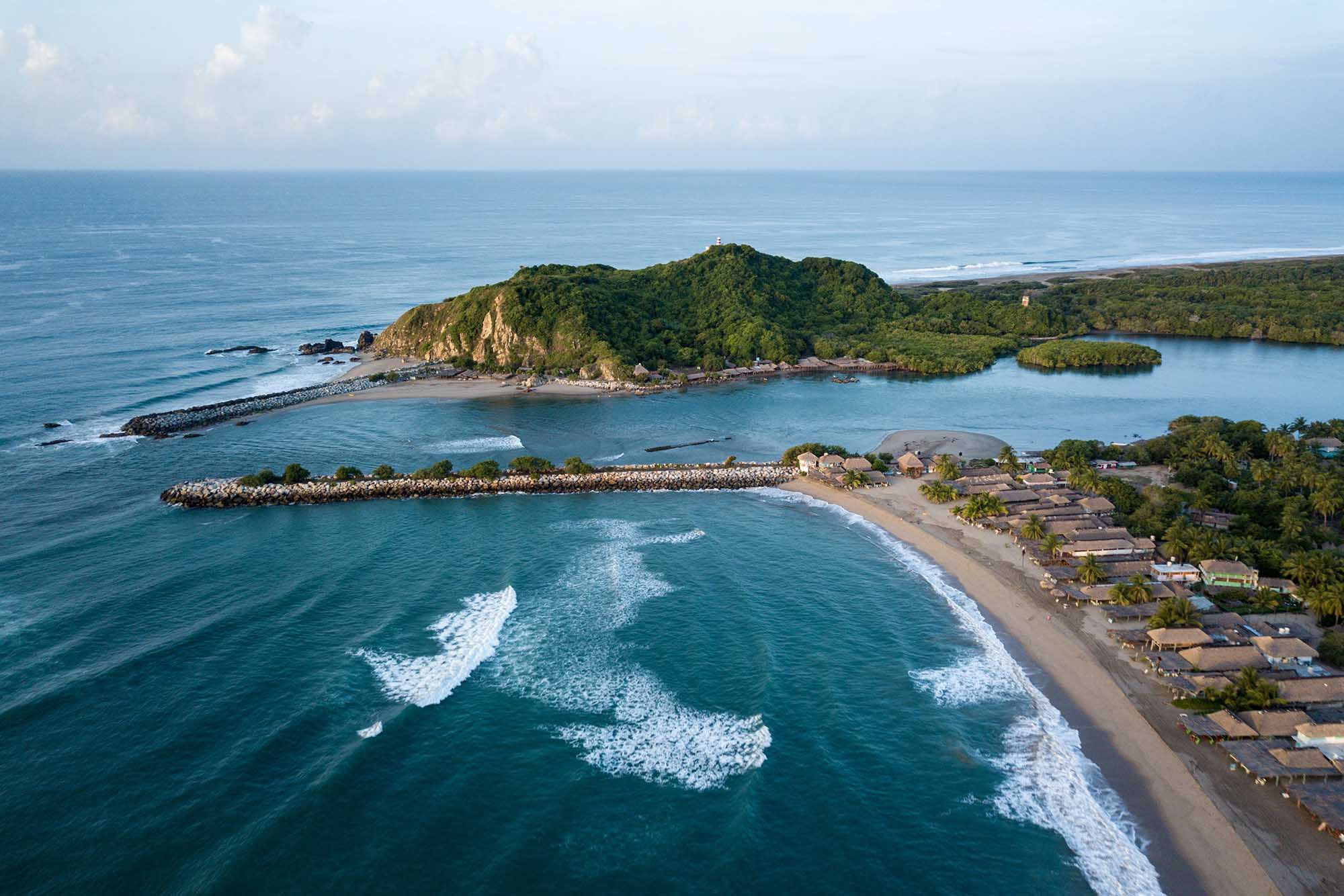 ECOTURISMO EN LA LAGUNA Y PLAYA DE CHACAHUA