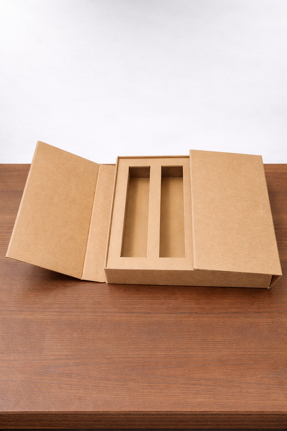 Custom rigid boxes with lid for gift and product packaging