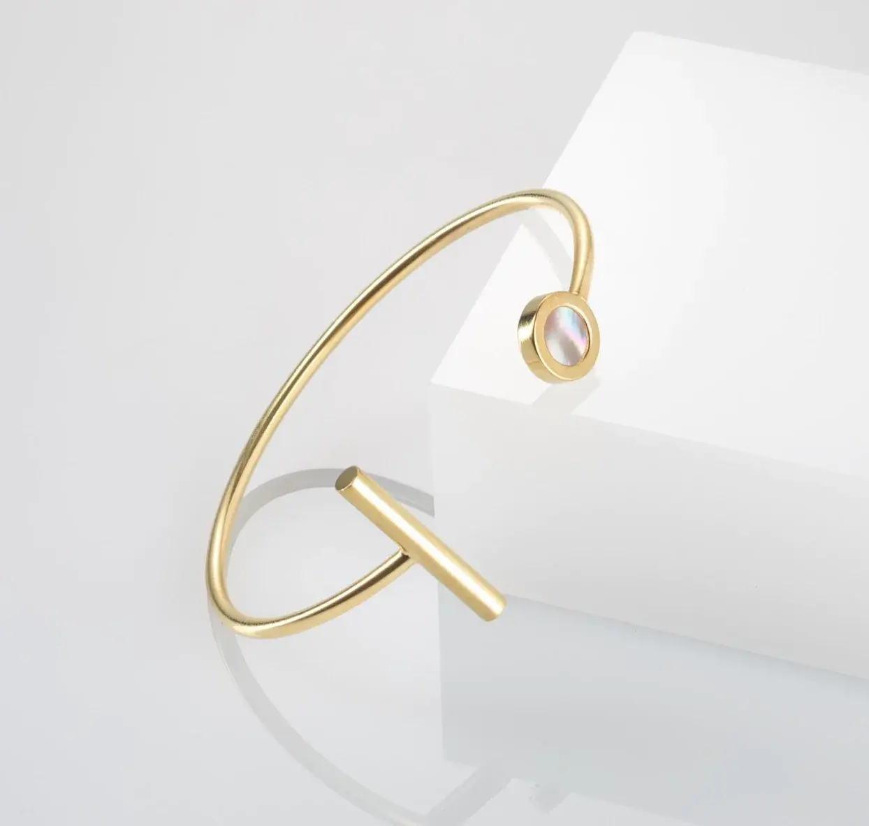 KATERINA REICH – Kyō STICK náramek s perletí Ag / pozlacené Ag