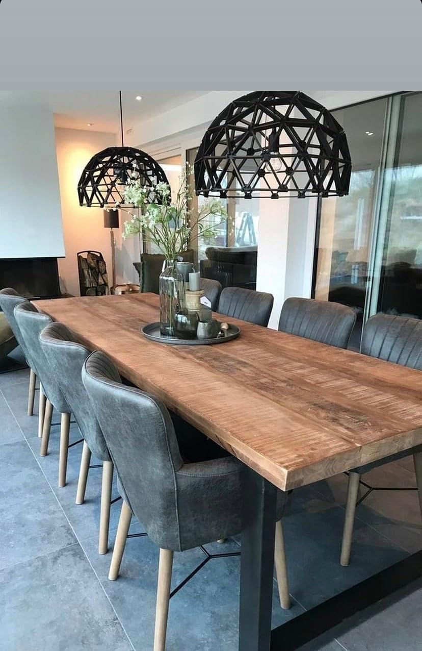 Massiver Walnuss Holztisch 