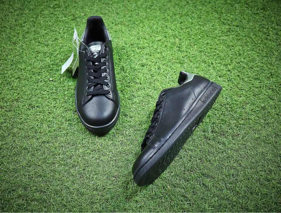 Thumbnail: Adidas - Stan Smith(Black x Silver)