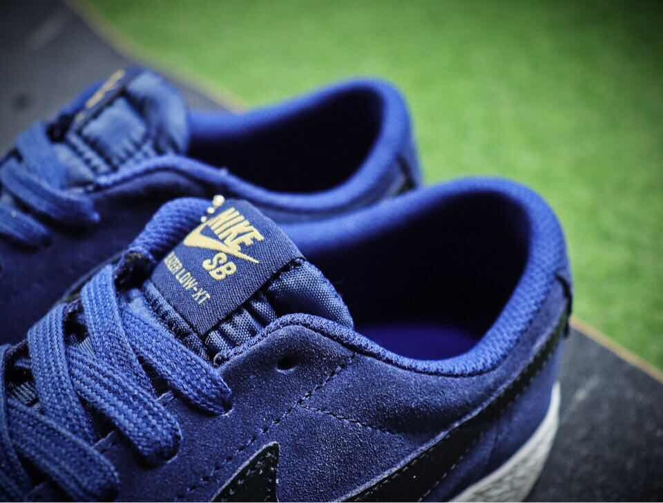 Thumbnail: Nike - SB Blazer Low XT