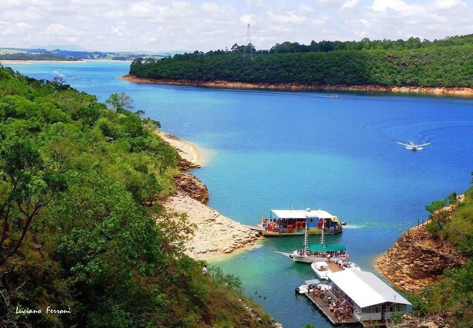 Paisagem Capitólio - Lancha