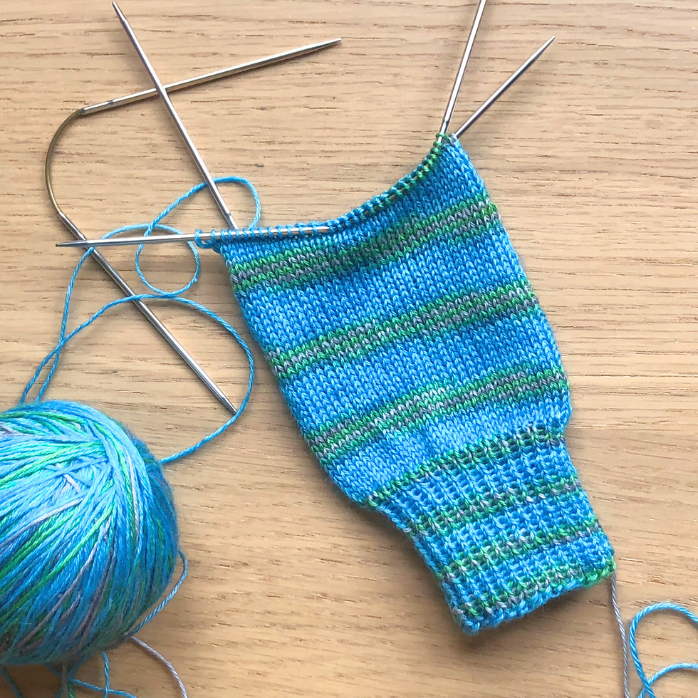 Miniaturbild: Bunte Socke Fjord verstrickt