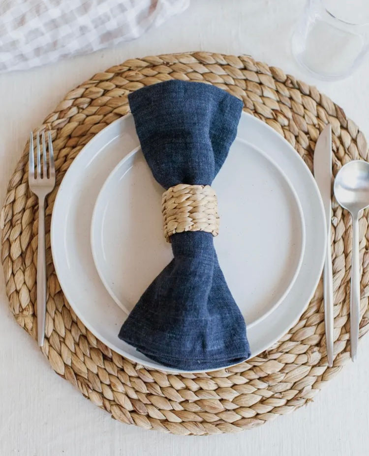 Thumbnail: Set of 4 Water Hyacinth Napkin Rings