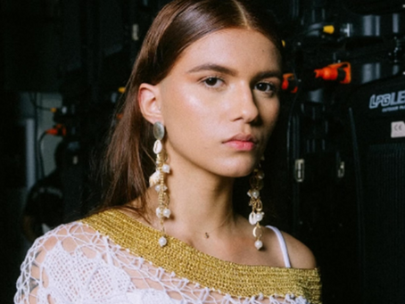 Adolescente de 16 anos, Rainha da Cavalgada, morre em circunstâncias misteriosas