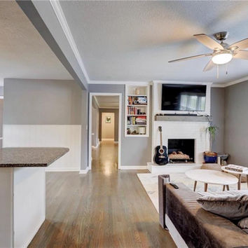 10005 State Line-Family Room-Before.jpg