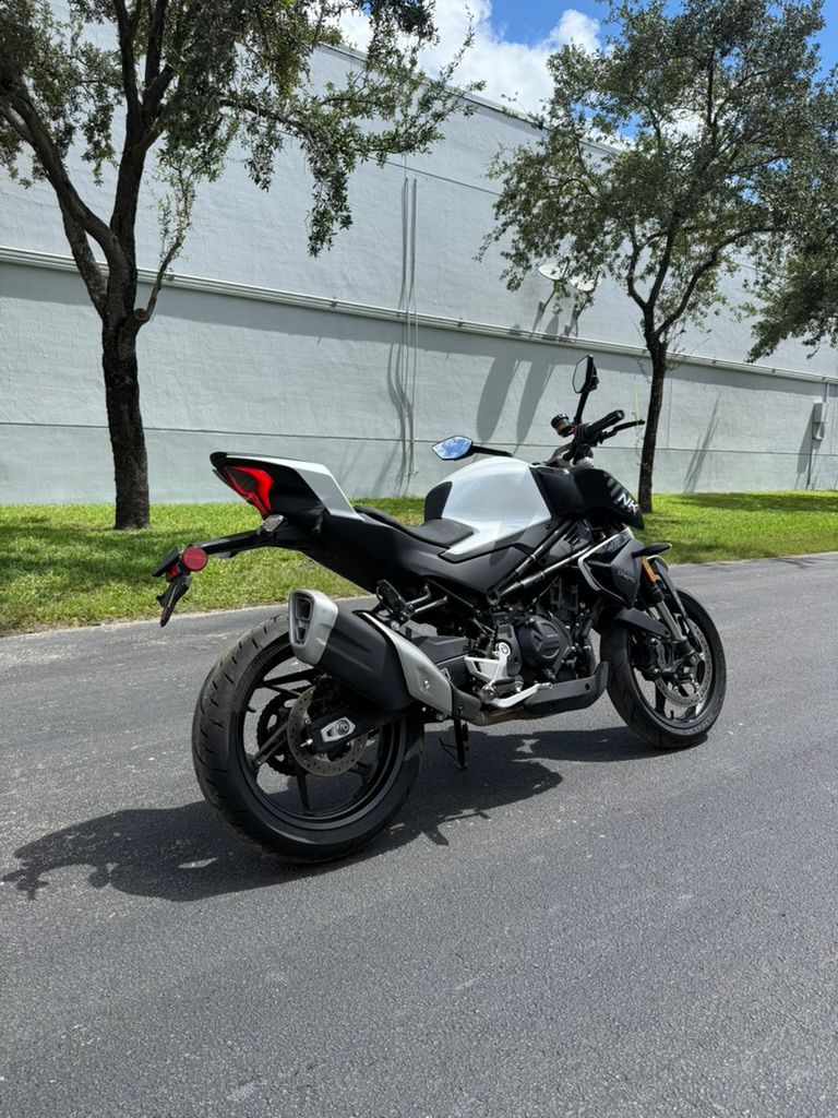 Miniatura: 2024 CF Moto 450 NK
