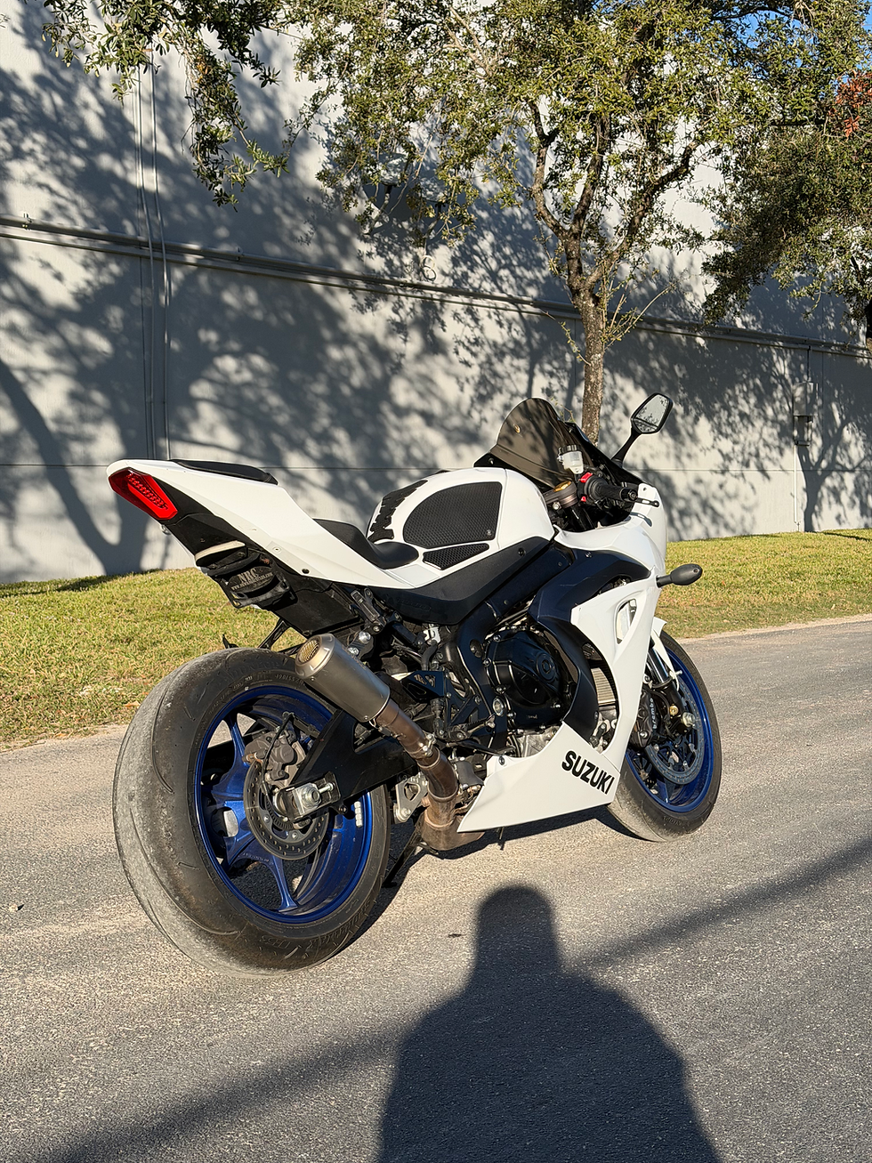 Thumbnail: 2023 Suzuki GSX-R1000