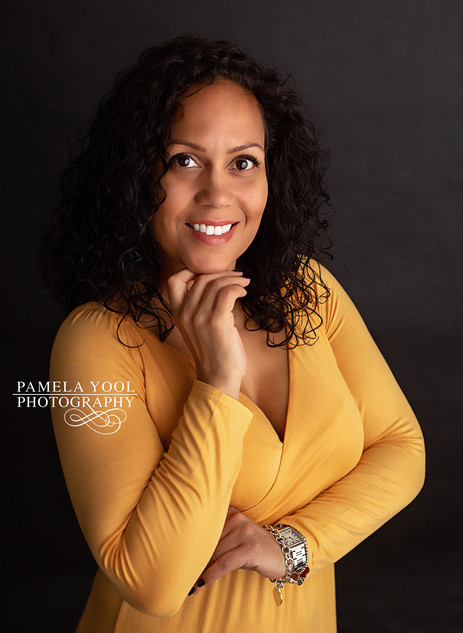 Toronto Headshots in studio
