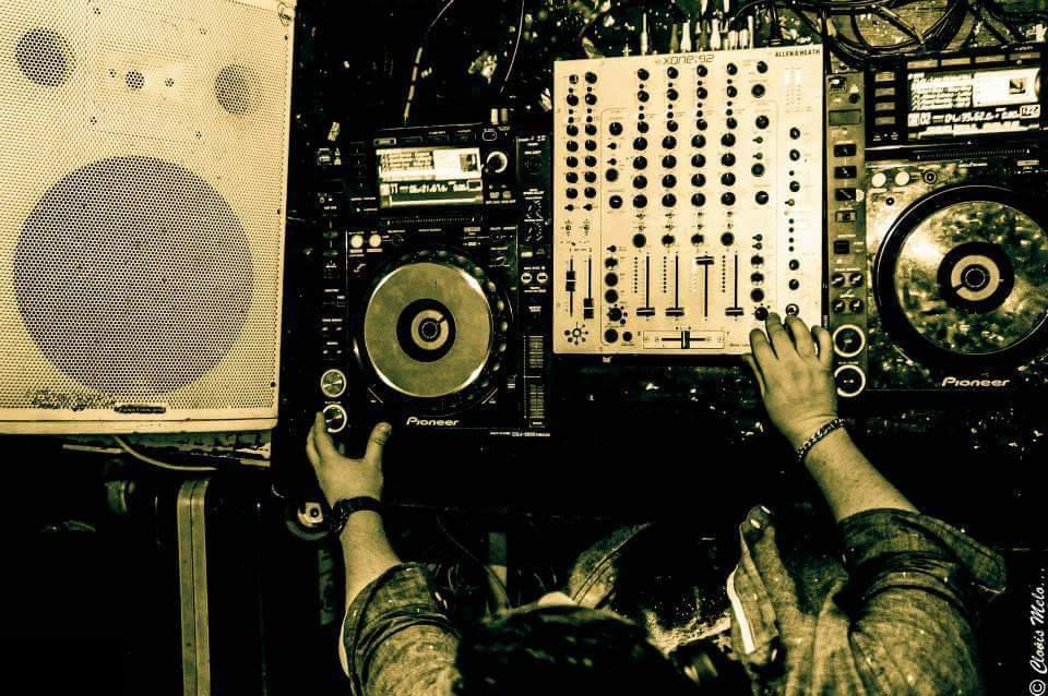 14220_962409227103770_4538269895162470393_n