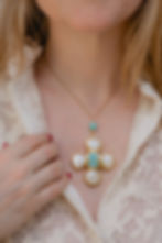 Miniature : Croix NACRE SACRÉE  