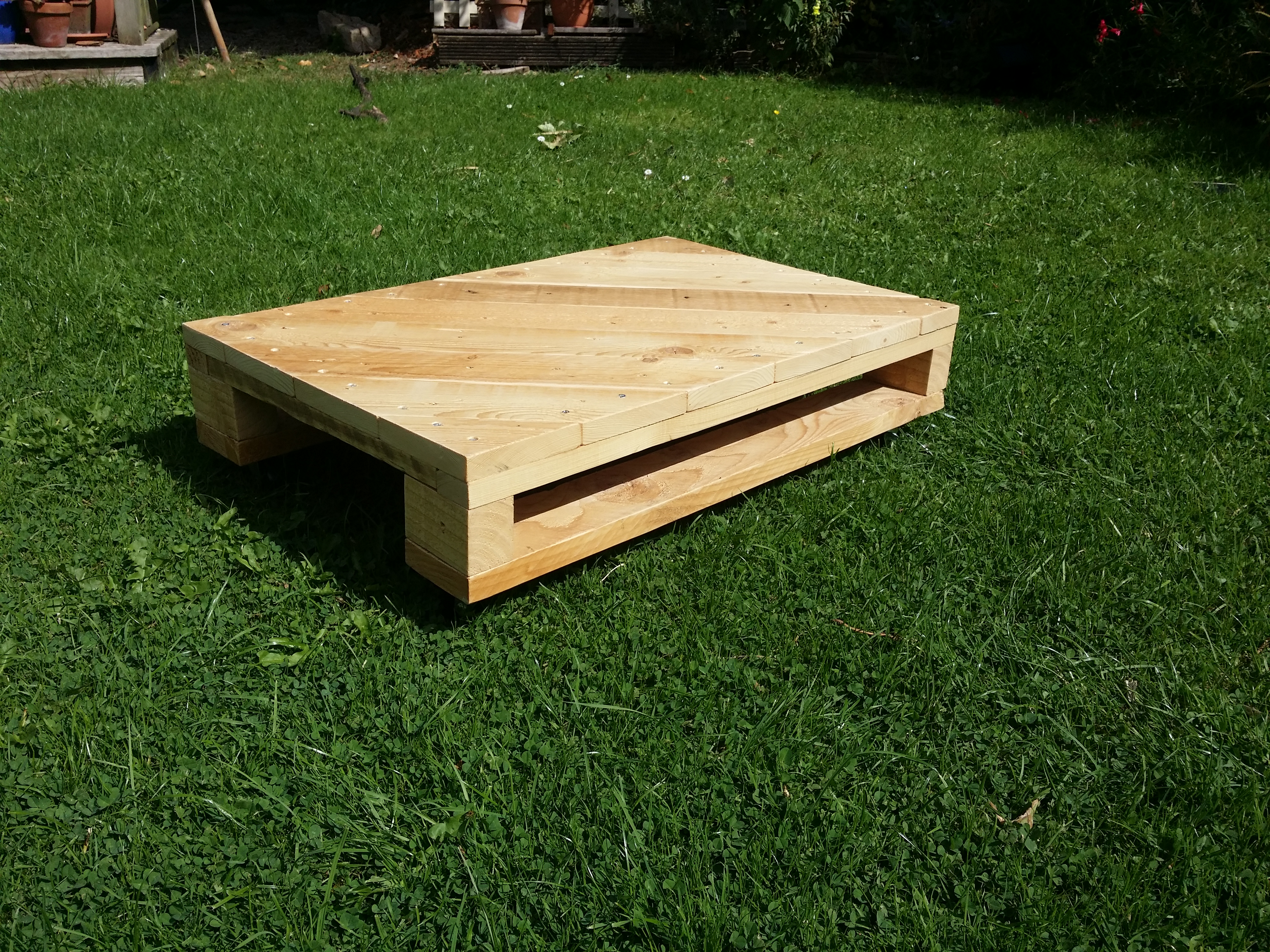 Pallet style coffee table