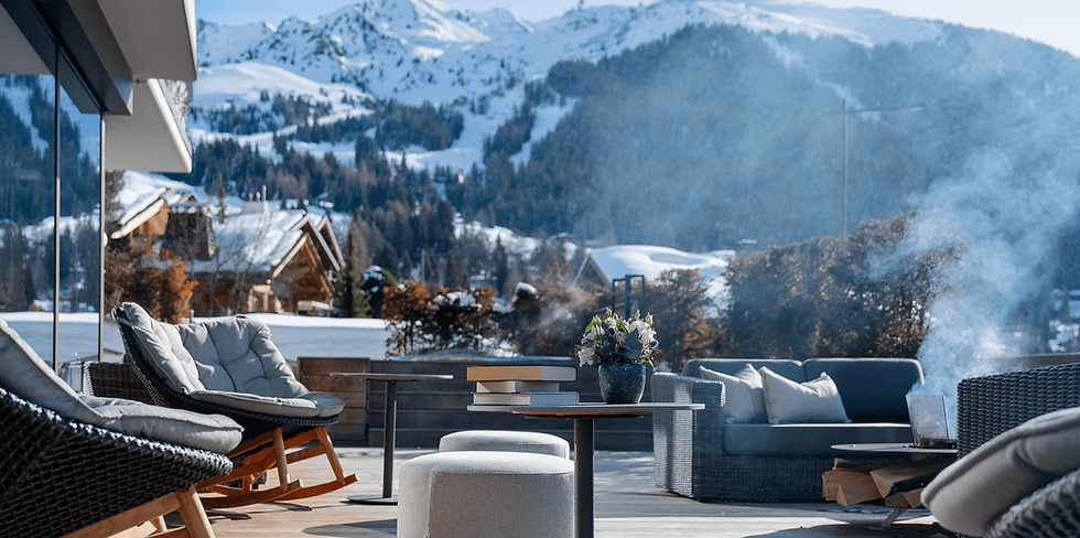 69787ca7cf17ab4ac2fd301d_N14 Terrasse-Alpimagesverbier.ch-5639 (1).png