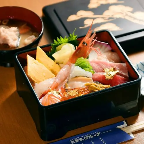 青森自由行攻略：大福丸的豪華海鮮丼