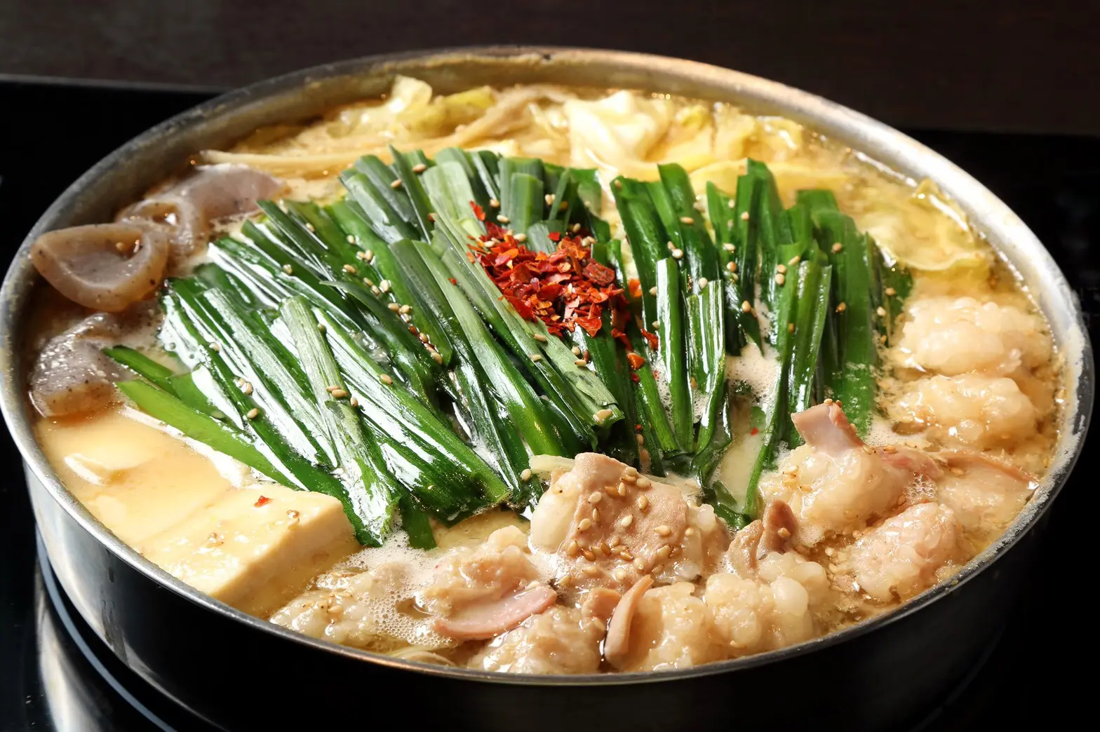 2026福岡美食推薦｜博多必吃 5 間名店 芝麻鯖魚、牛腸鍋一次收藏