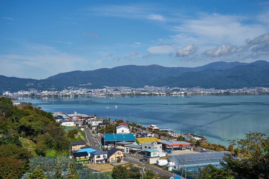 諏訪湖一日遊攻略｜東京出發交通、5 大景點與溫泉行程推薦