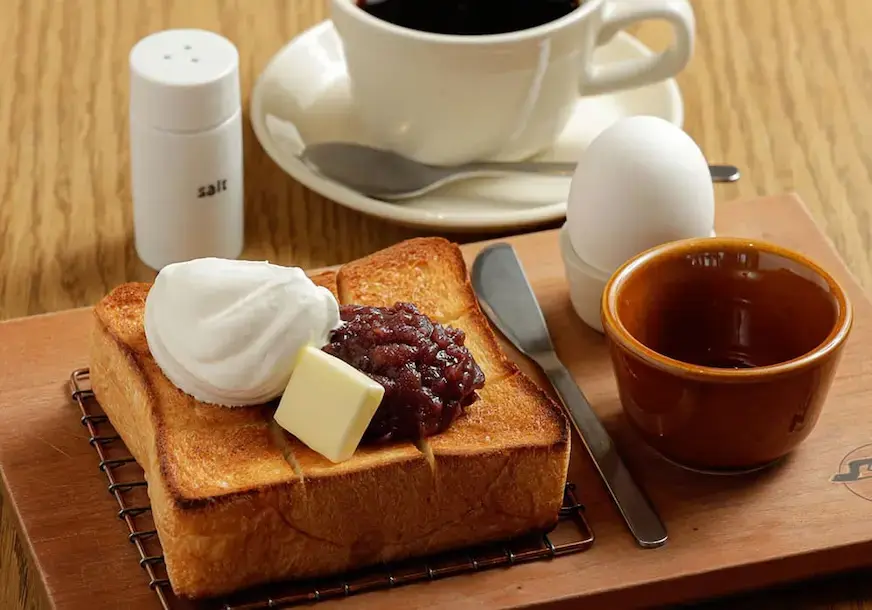名古屋的小倉吐司套餐（圖片來源：Tsubame Bread & Milk 官網）