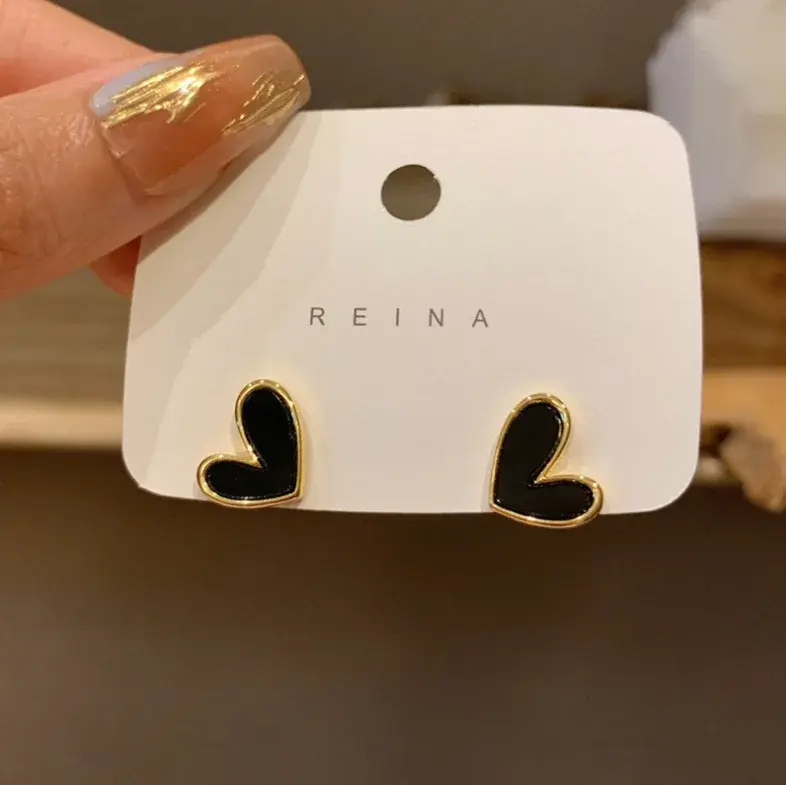 Thumbnail: Women's Pearl Heart Drop Earrings