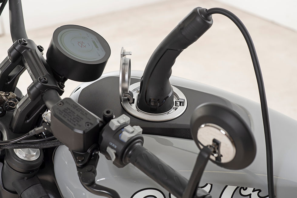 Miniaturbild: E Motorrad em 08