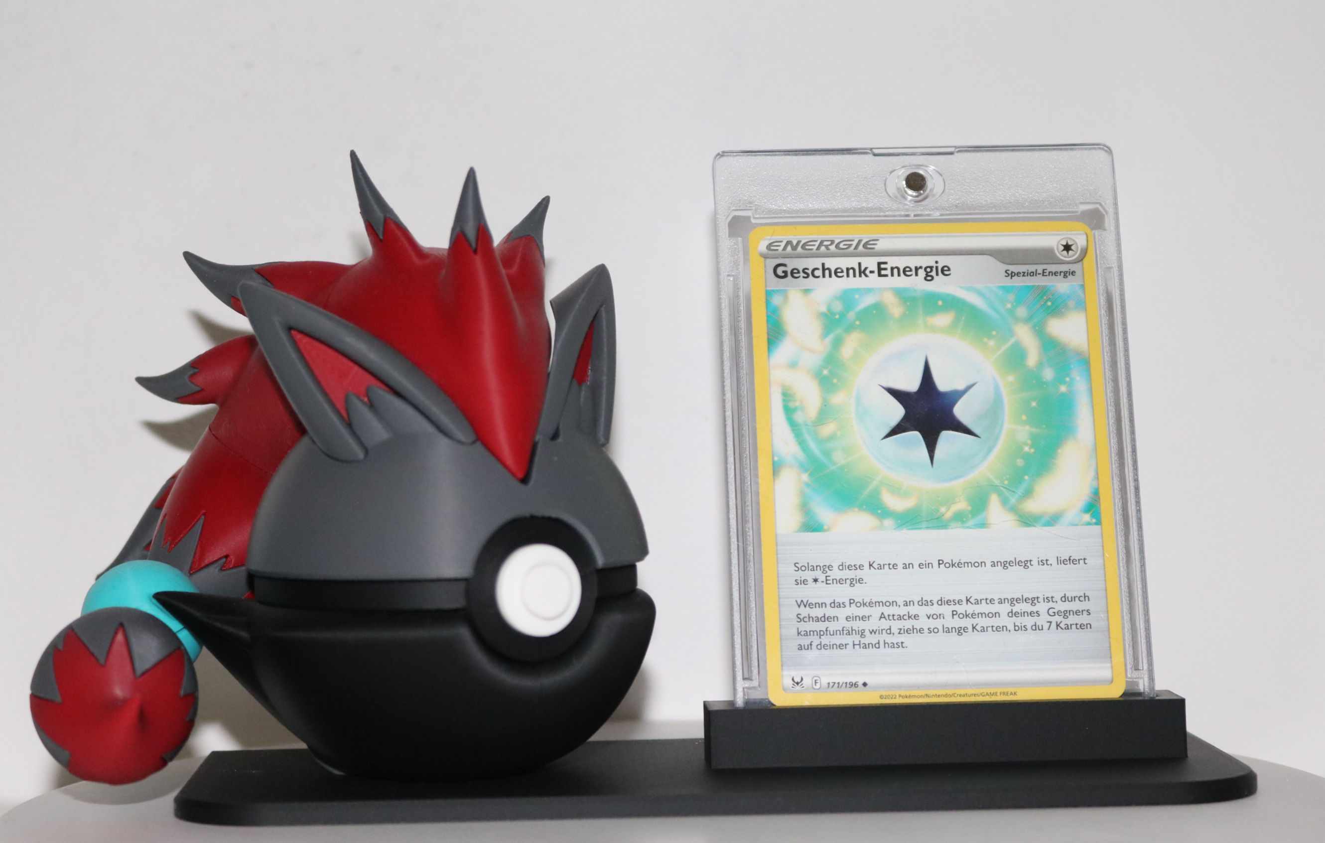 Zoroark Pokéball Kartenhalter Trading Card Display Ständer TCG 3D Druck Deko