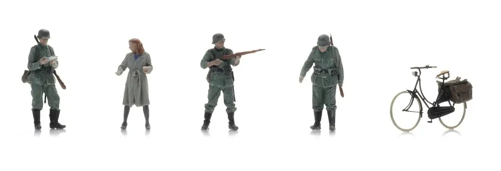 Artitec 5870064, Wehrmacht checkpoint más mujer en bicicleta