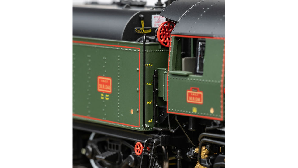 Miniatura: Trix 25141, Locomotora 141 R, SNCF, época VI [DCC + SOUND]